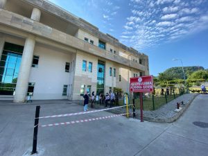 Ünye Devlet Hastanesi Aşı Uygulama Alanı’nda 15 kişiye aynı anda