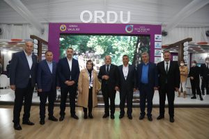 BAŞKAN GÜLER’E İSTANBUL’DA SEVGİ SELİ BAŞKAN GÜLER: “ŞİMDİYE KADAR RASTLANMAMIŞ