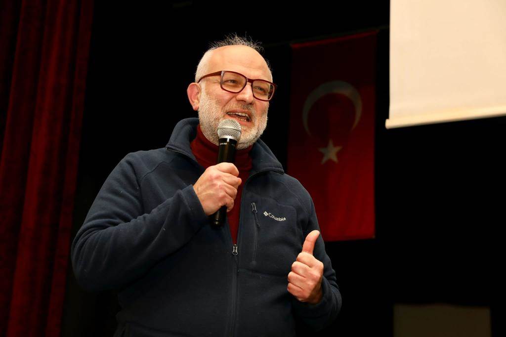 KEMAL SAYAR’DAN MERHAMET DERSİ KEMAL SAYARDAN MERHAMET DERSI 7