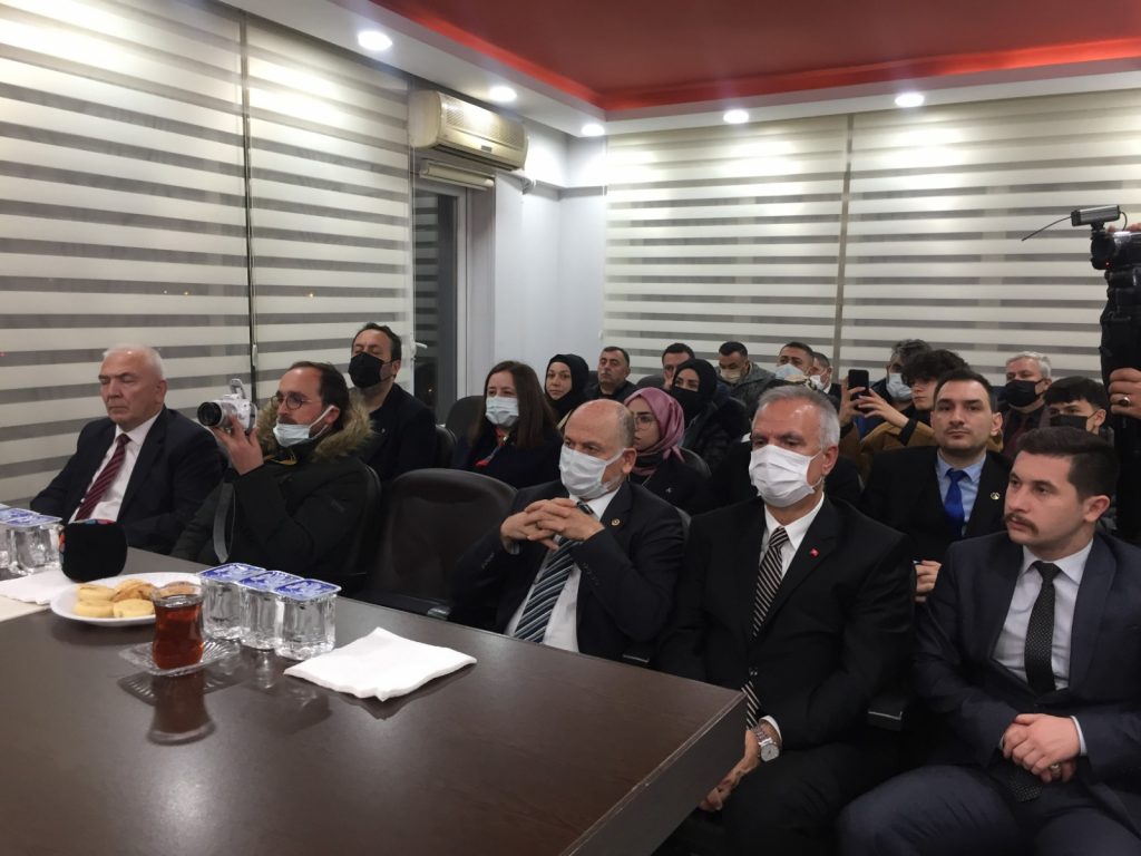 SADİR DURMAZ TÜRKİYE'DE MUHALEFETİN ÜLKEYE ZARAR VERDİĞİNİ SÖYLEDİ MHP3