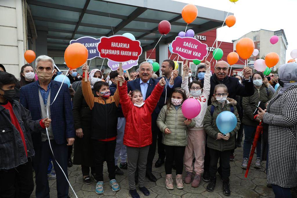 DÜNYA ÇOCUK HAKLARI GÜNÜNE RENKLİ KUTLAMA BAŞKAN GÜLER: “ÇOCUK GÜLERSE,