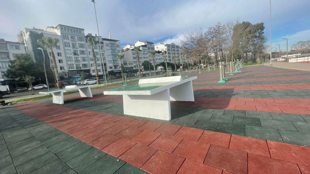 PARKLARIN YENİ GÖZDESİ: MASA TENİSİ PARKLARIN YENI GOZDESI MASA TENISI 6