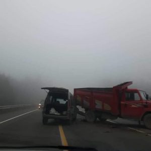 Ordu’nun Ulubey-Gürgentepe yolu Dokuzdolamaç mevkiinde yoğun sis nedeniyle trafik kazası
