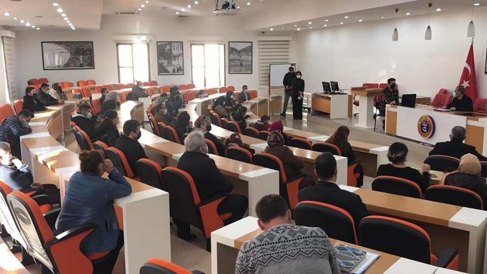 Vali Tuncay Sonel, her hafta düzenli olarak gerçekleştirdiği “Halk Günü”