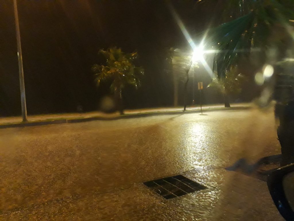 HAVA SICAKLIKLARI DÜŞTÜ... DOLU YAĞDI b61d7c89 de9a 449b 87c9 0e146c936fe7