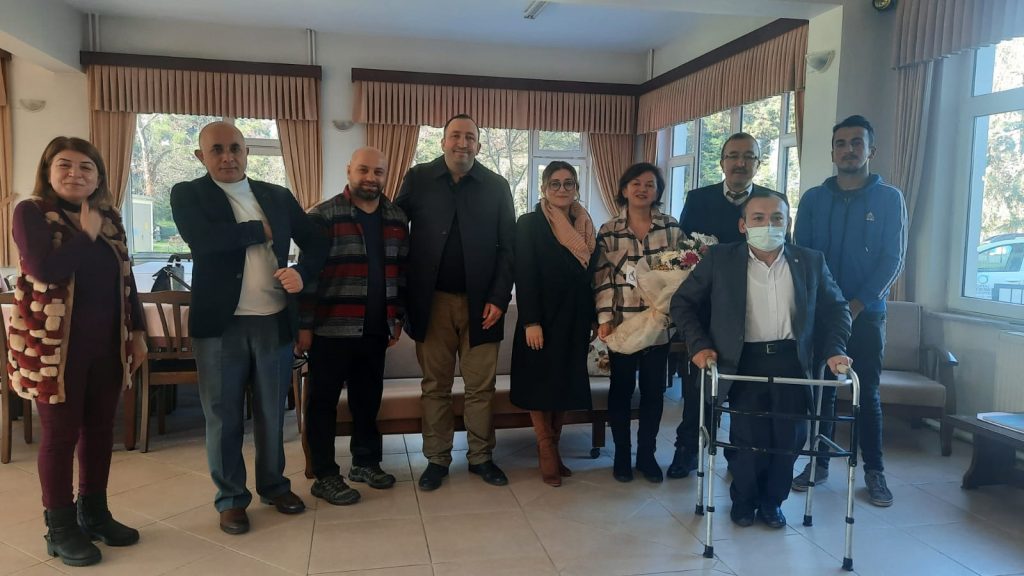 Büyükşehirden Engelli Vatandaşlara Tekerlekli Sandalye Desteği engelli h3