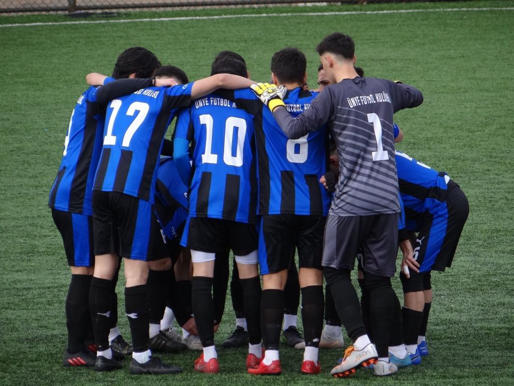 ÜFK'DAN MUHTEŞEM DÖNÜŞ 2-4! UFK2 1