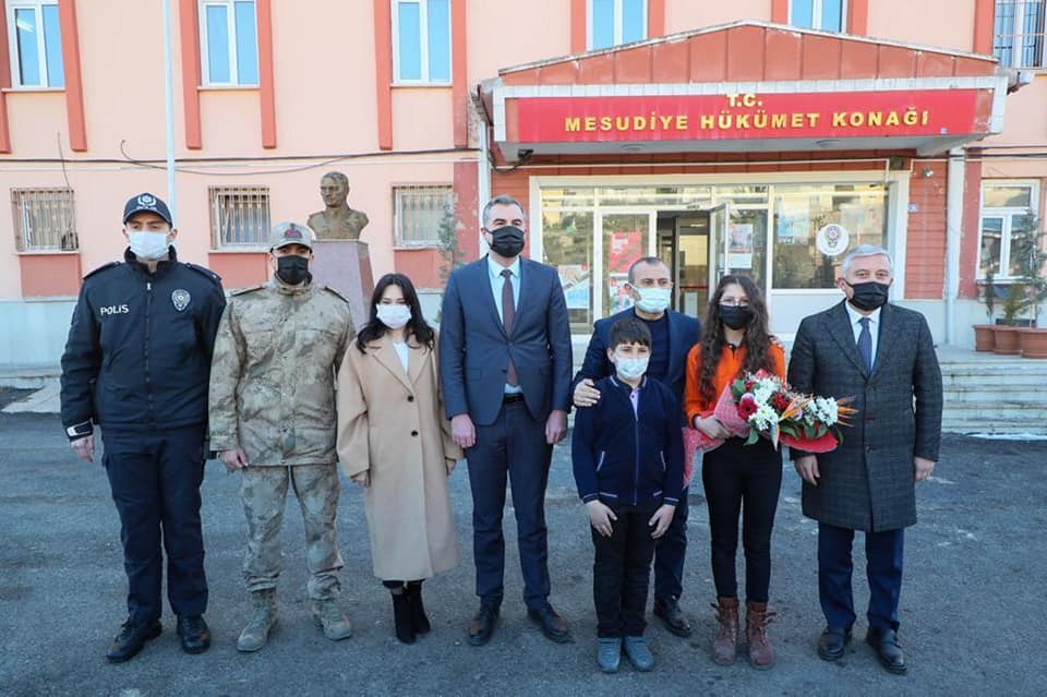 VALİ SONEL, YILIN SON GÜNÜNÜ MESUDİYEDE GEÇİRDİ VALI M2