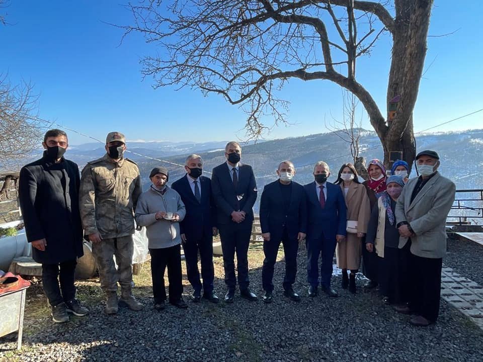 VALİ SONEL, YILIN SON GÜNÜNÜ MESUDİYEDE GEÇİRDİ VALI M4