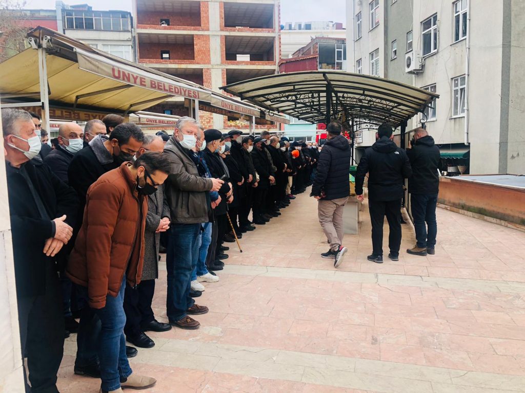 EMİNE DURAK SON YOLCULUĞUNA UĞURLANDI durak2 2