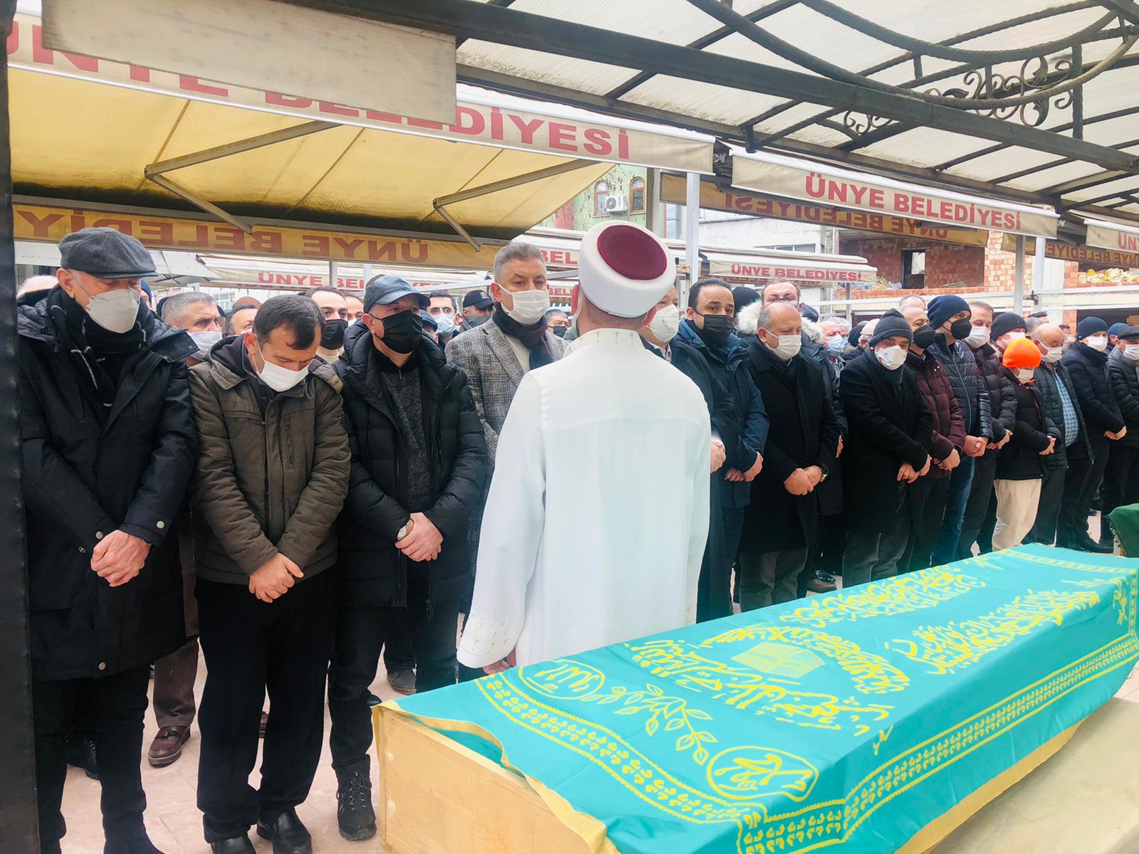 EMİNE DURAK SON YOLCULUĞUNA UĞURLANDI