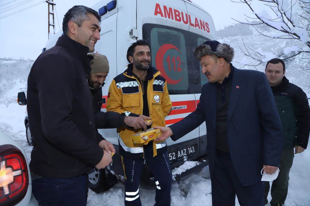 Kar Yağışı Ordu’ya Ayrı Bir Güzellik Kattı esaret1