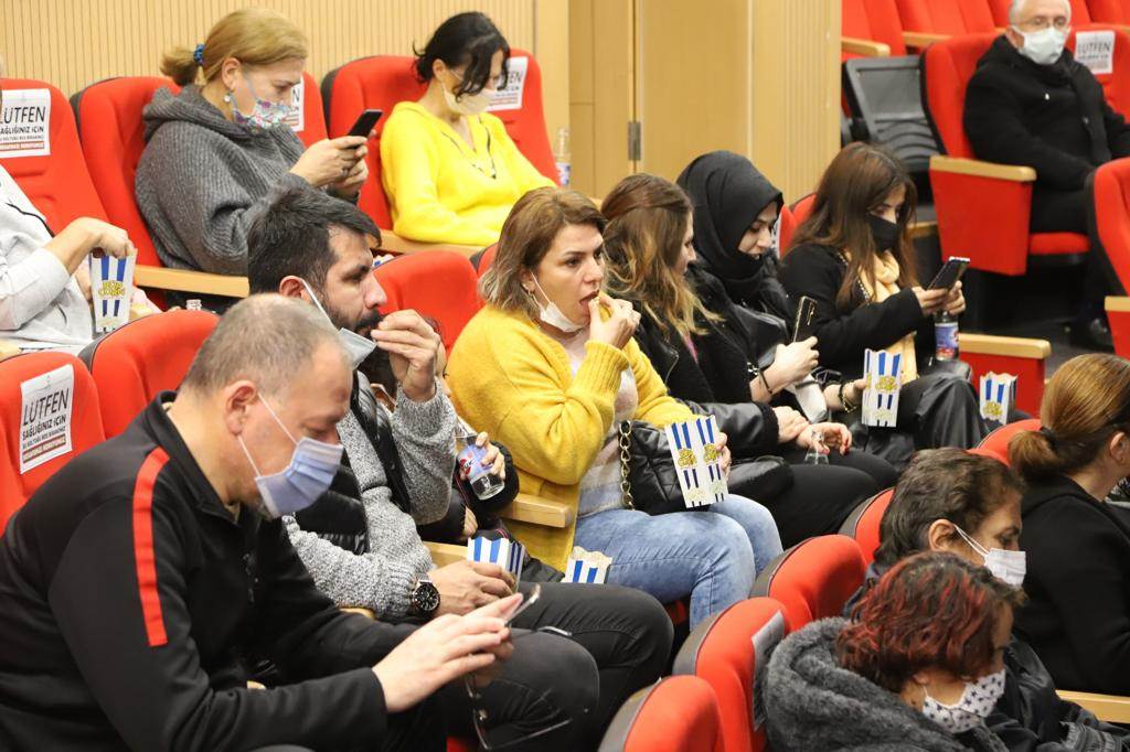 “SEN ŞARKILARINI SÖYLE” SİNEMASEVERLERLE BULUŞTU film2 1