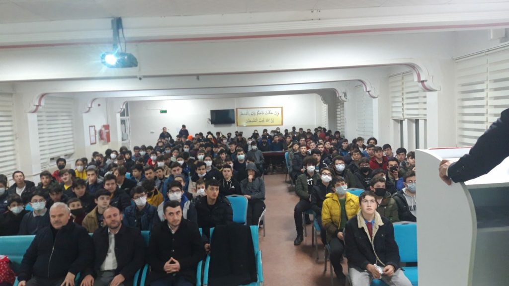 İMAM HATİP ÖĞRENCİLERİNE ÜNYE MÜFTÜLÜĞÜ'NDEN KONFERANS konferans2