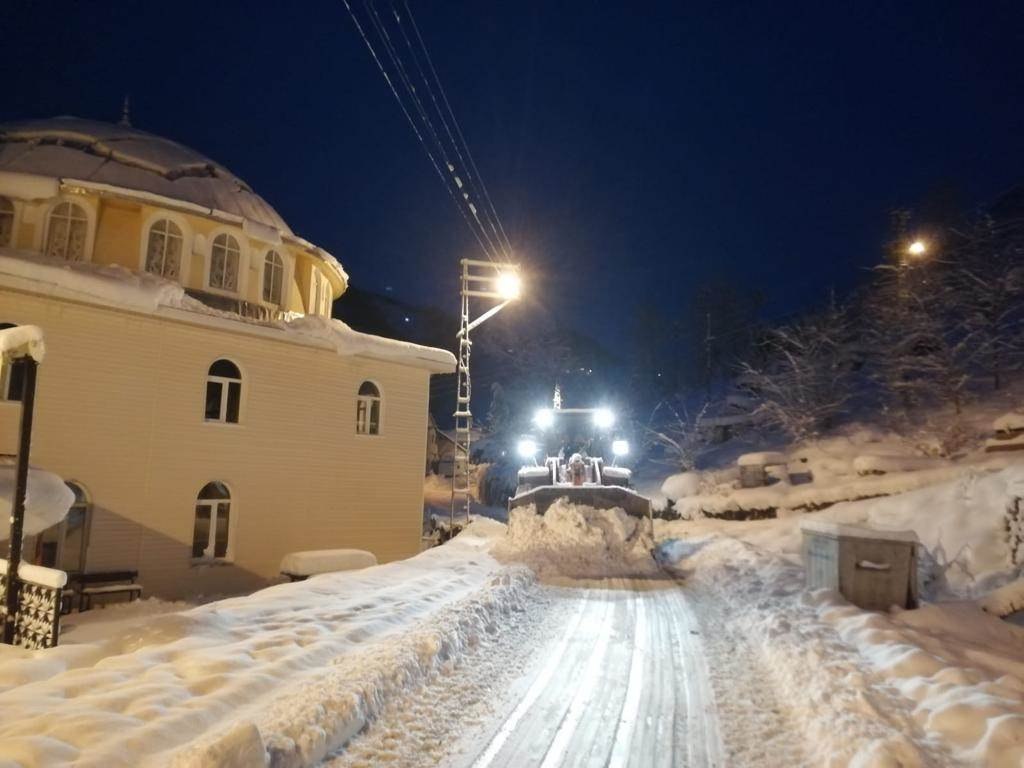 ORDU’DA 402 MAHALLE VE GRUP YOLU ULAŞIMA AÇILDI mahalle2