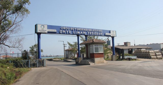 Ünye’de İş İnsanına Ait Araca Saldırı İddiası unye limani