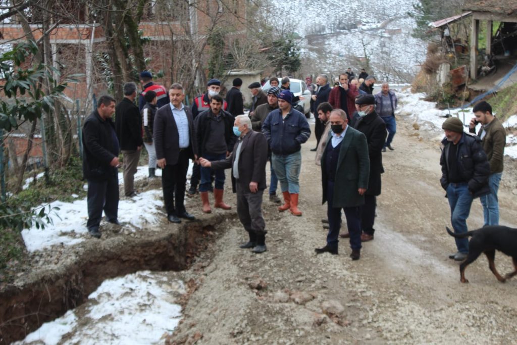 HEYELAN BÖLGESİNE AK PARTİ ÜNYE İLÇE TEŞKİLATI ZİYARETİ ILCE.jpeg1