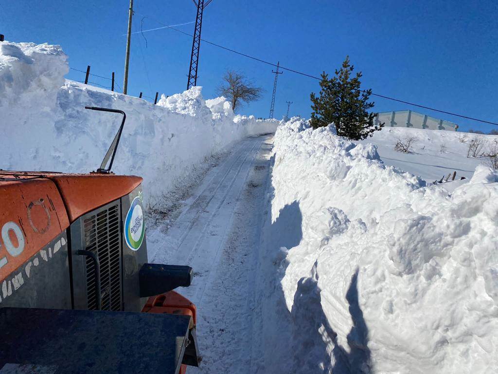 ORDU’DA EKİPLERİN ZORLU KAR MÜCADELESİ ekip2