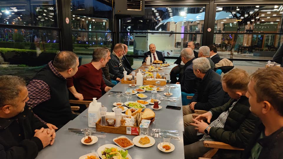 BAŞKAN TAVLI, “ÜNYE’DE DEĞİŞİME İMZA ATIYORUZ” imza5