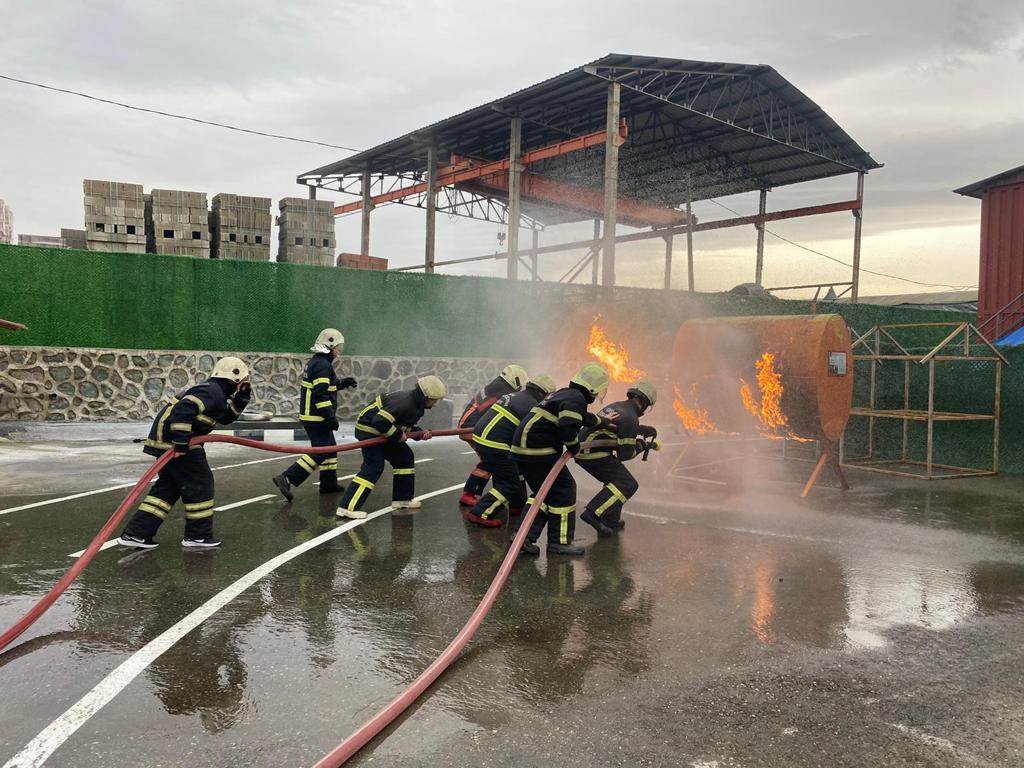 İTFAİYEDEN GÖNÜLLÜ ARAMA KURTARMA EKİBİNE EĞİTİM itfa3