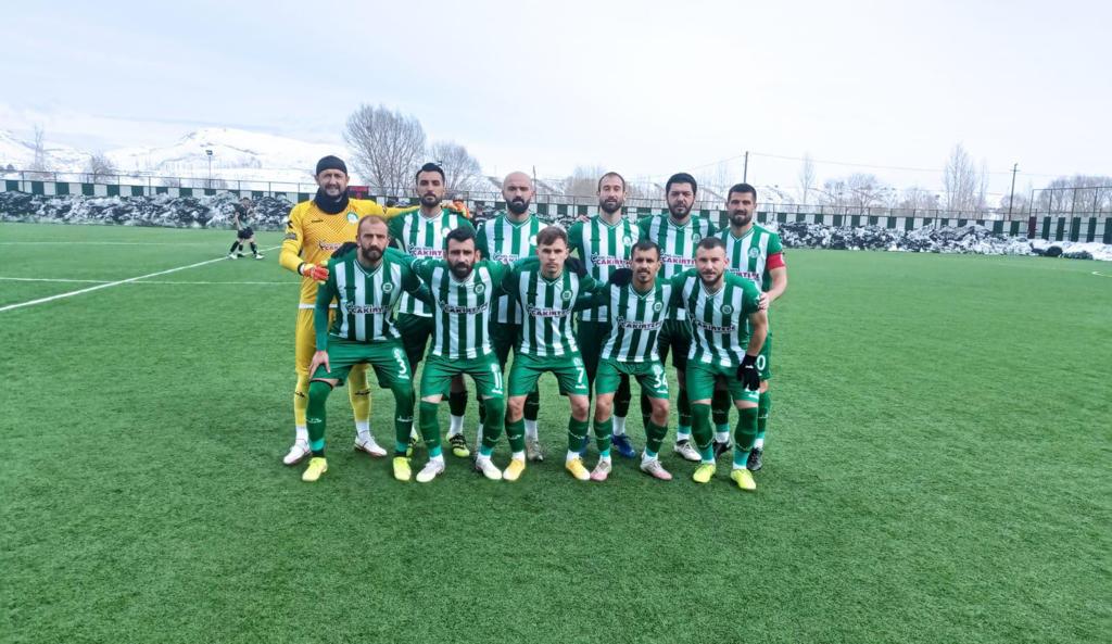 ÜNYE 1957 SPOR LİDERLİK KOLTUĞUNU DEVRALDI! takim 1
