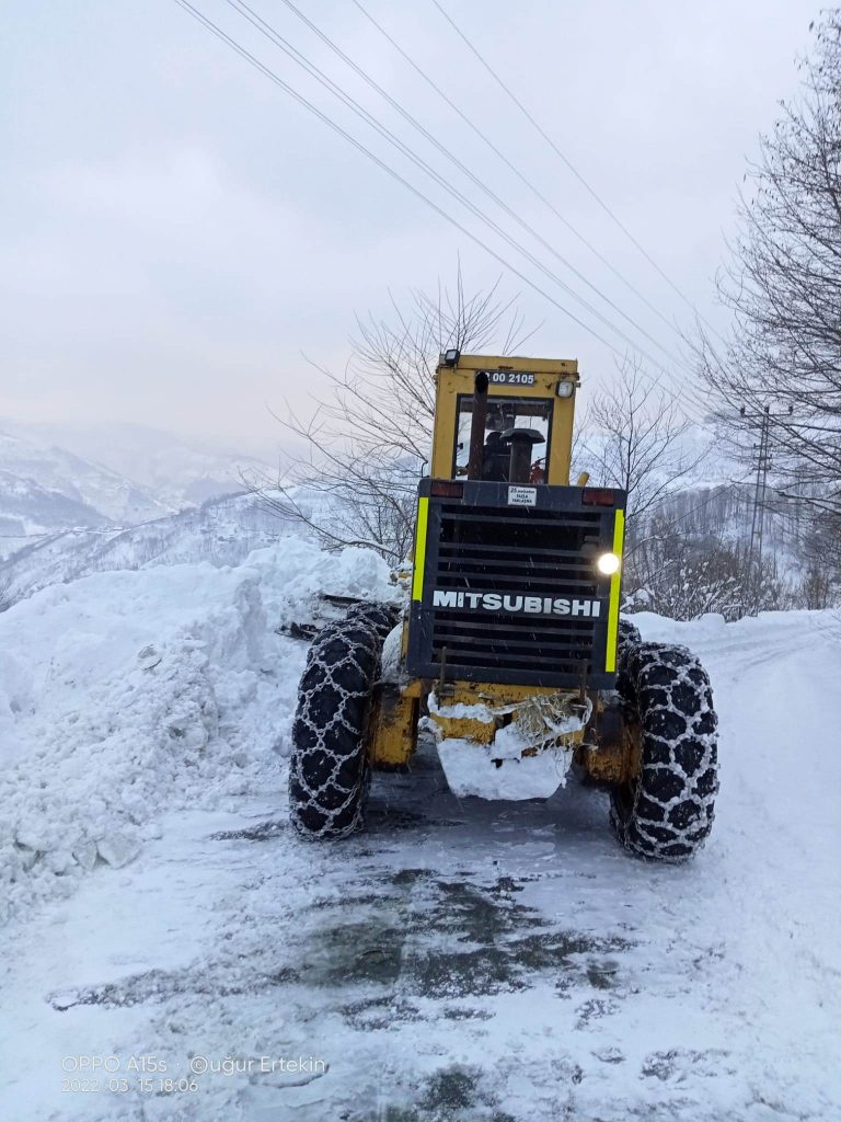 ORDU’DA KAR KALINLIĞI YENİDEN 2 METREYE ULAŞTI METRE1