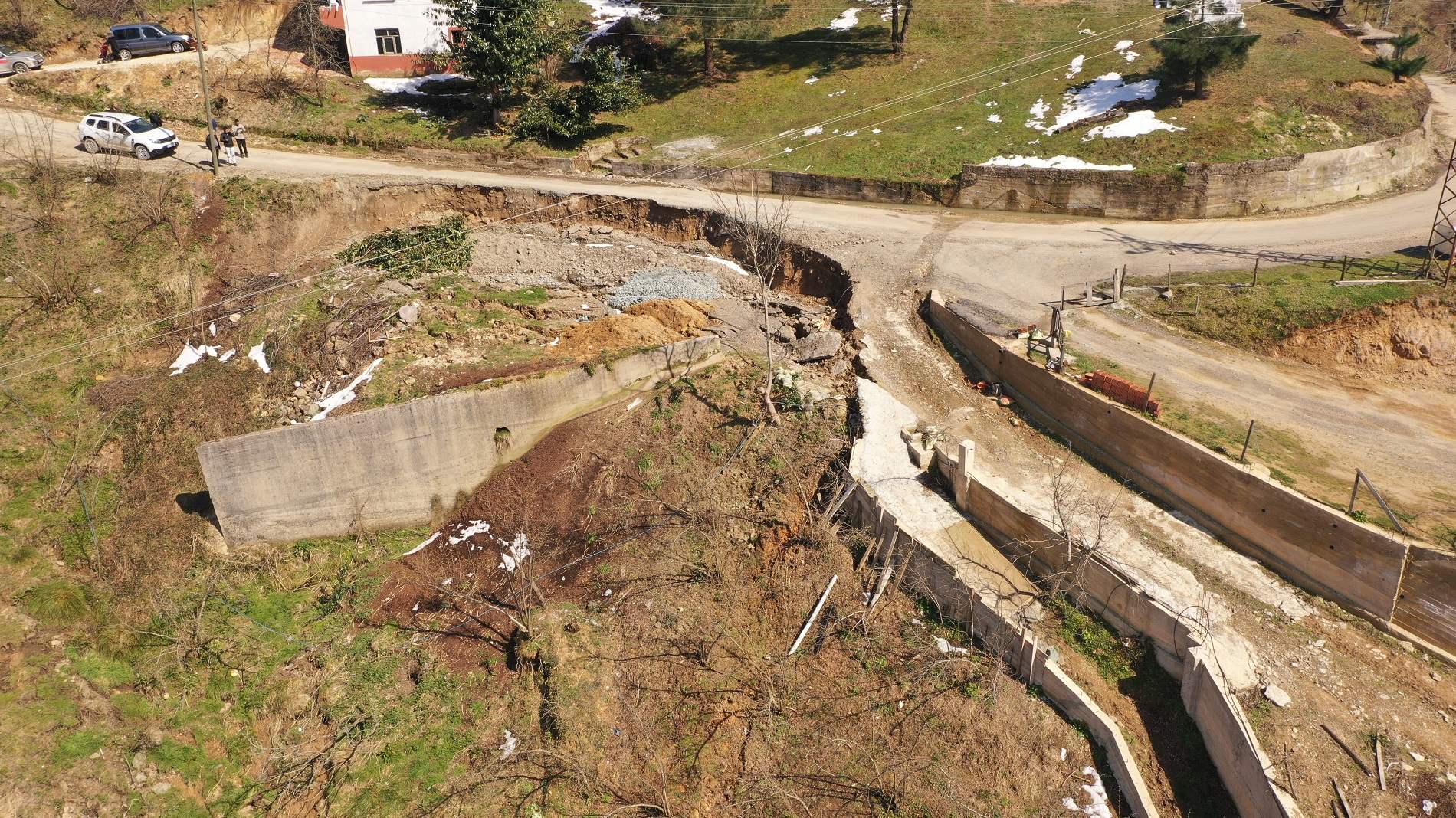 Ordu'da uzun süre etkili olan kar yağışının ardından 19 ilçede