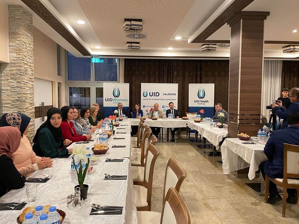 BAŞKAN GÜLER’E AVRUPA’DA SEVGİ SELİ sel2