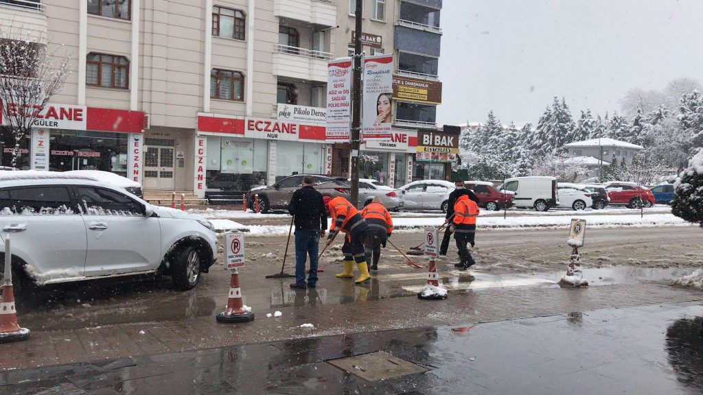 KAR TİMLERİ GÖREV BAŞINDA tim2