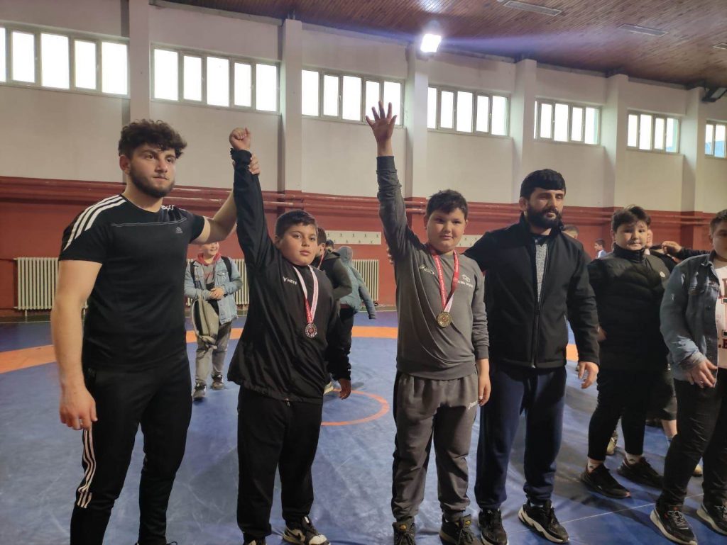 BÜYÜKŞEHİR ÇOCUKLARIN HAYALLERİNE KAPI ARALADI CO4
