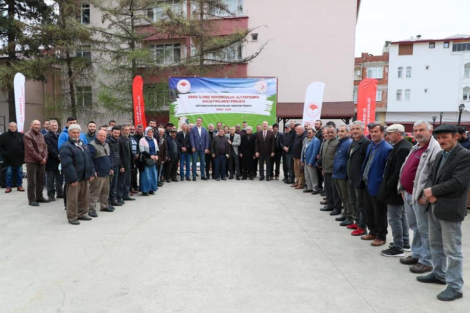 Vali Tuncay Sonel, "Koyunculuk Altyapısının Geliştirilmesi Projesi" kapsamında, İl Tarım