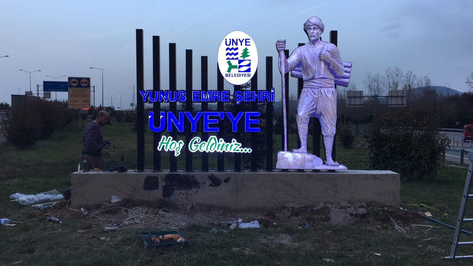 ”Kadim şehrimiz Ünye’miz ile özdeşleşen Şeyh Yunus Emre’nin yer aldığı