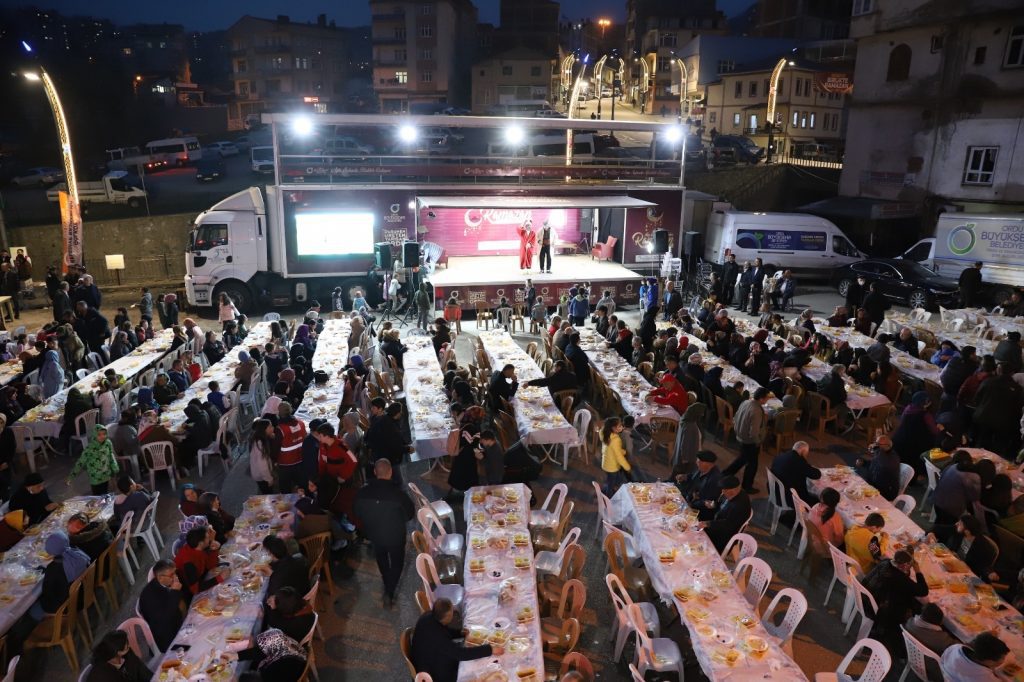 RAMAZANIN COŞKUSU BÜYÜKŞEHİR İLE YAŞANIYOR cosku5