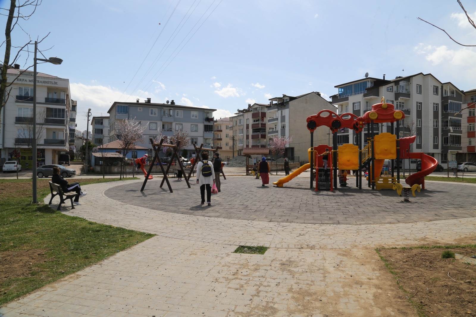 Ordu Büyükşehir Belediyesi tarafından Altınordu ilçesi Şirinevler Mahallesinde mevcut yeşil