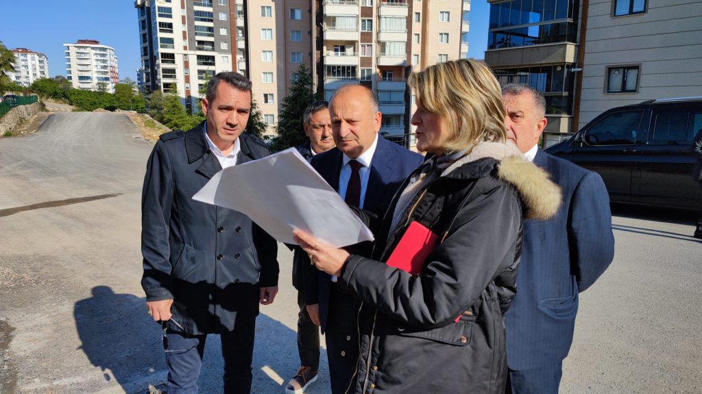 BAŞKAN TAVLI, “ATATÜRK MAHALLEMİZİN ÇEHRESİNİ DEĞİŞTİRİYORUZ” ata4