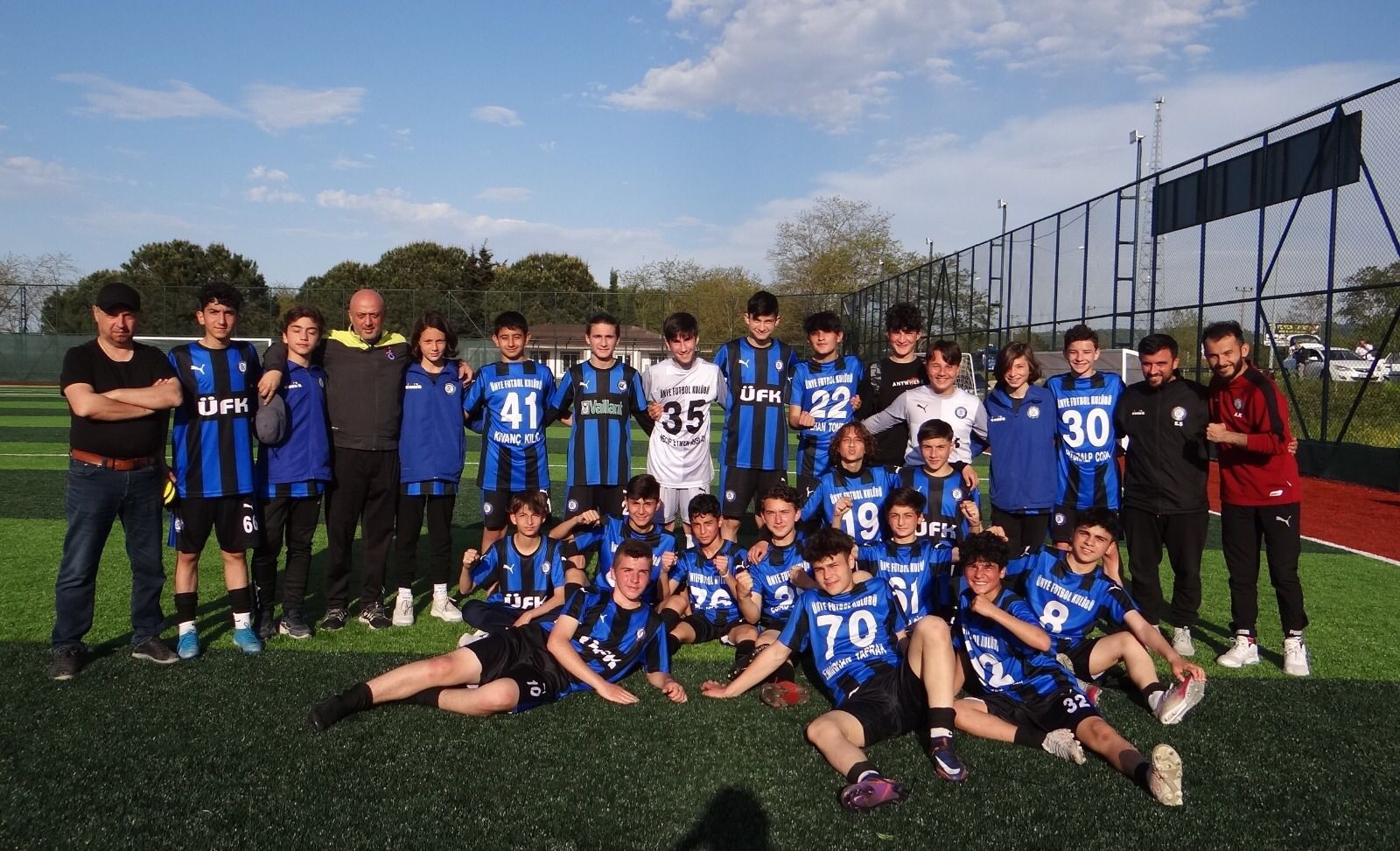 Açtığı futbol kulübünde yüzlerce çocuğa spor yapma ortamı sağlayan Beden