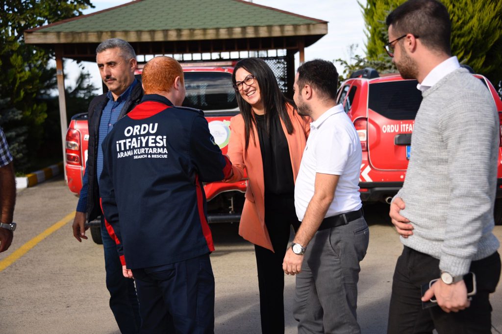 AK PARTİDEN İTFAİYE HAFTASI ZİYARETİ I2 2