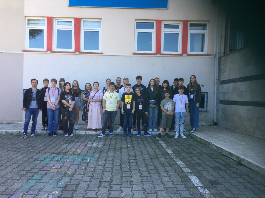 ERASMUS PROJESİ KAPSAMINDA 18 YABANCI ÖĞRENCİ ÜNYE’DE eras2