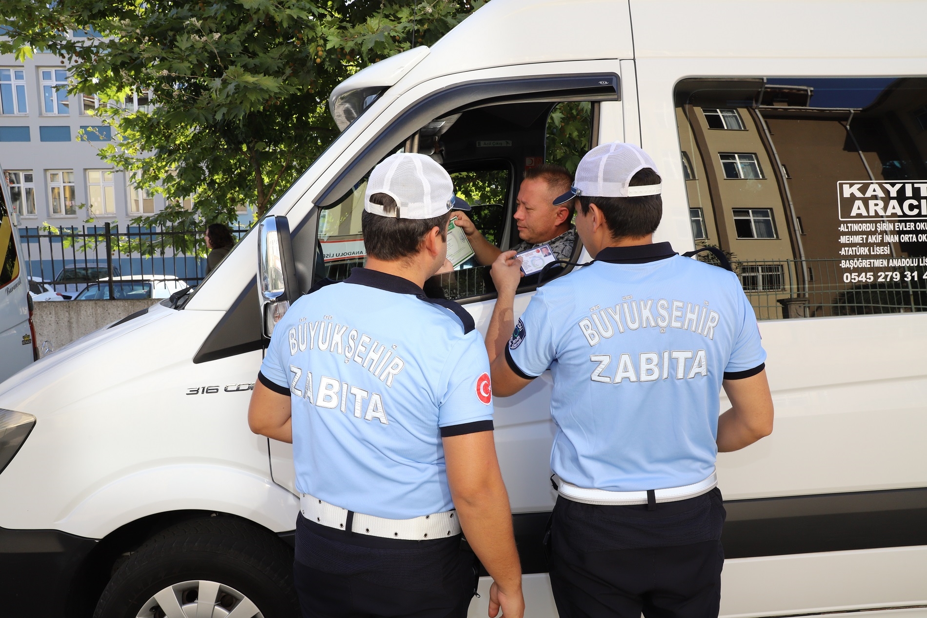 Büyükşehir Belediyesinden öğrenci servislerine sıkı denetim