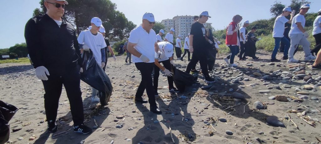 BAŞKAN TAVLI, “ŞEHRİMİZİ TEMİZ TUTUYORUZ” ta2