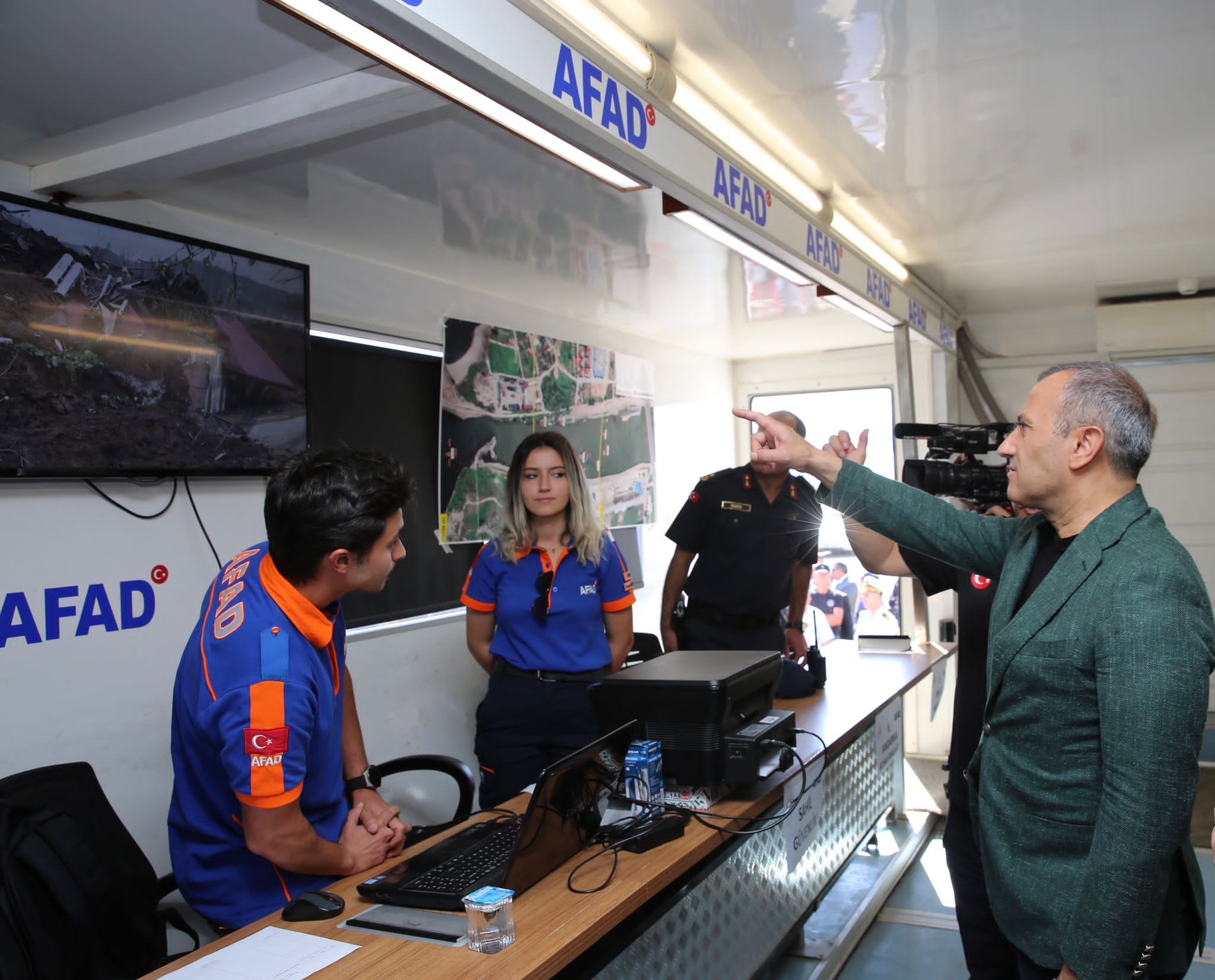 AFAD’ın Sel, Taşkın, Kayıp Arama Kurtarma Tatbikatı Gerçeğini Aratmadı 