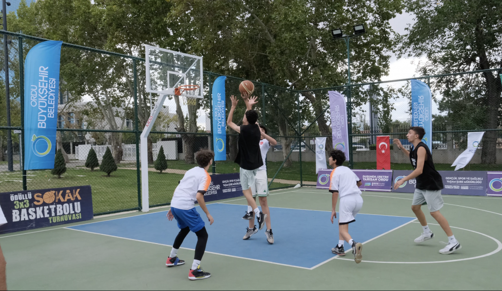 BAŞKENTTE BASKETBOL ŞÖLENİ YAŞANIYOR BAS