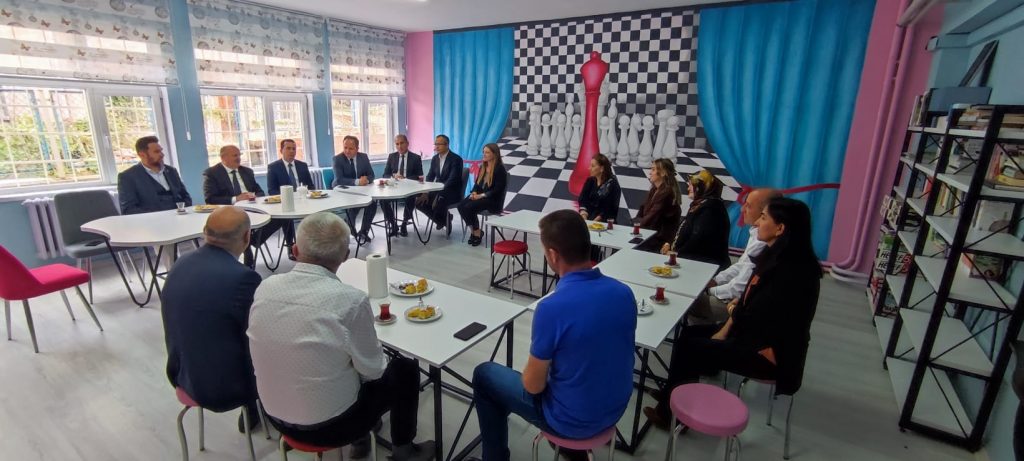 BAŞKAN TAVLI’YA EĞİTİME DESTEK TEŞEKKÜRÜ e3