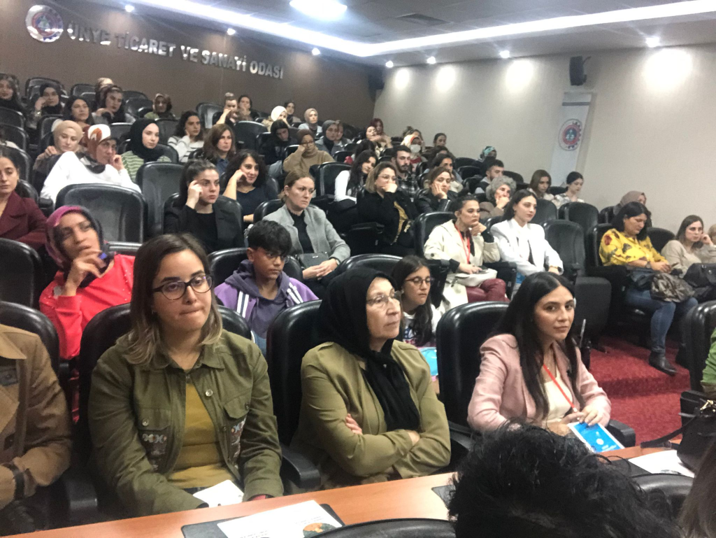 KADEL'DEN KADIN GİRİŞİMCİLİK KONFERANSI image 11