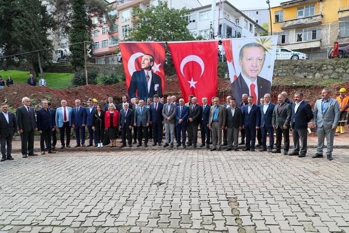 Selimiye Muhtar Hizmet Binasının Temeli Atıldı se2 1