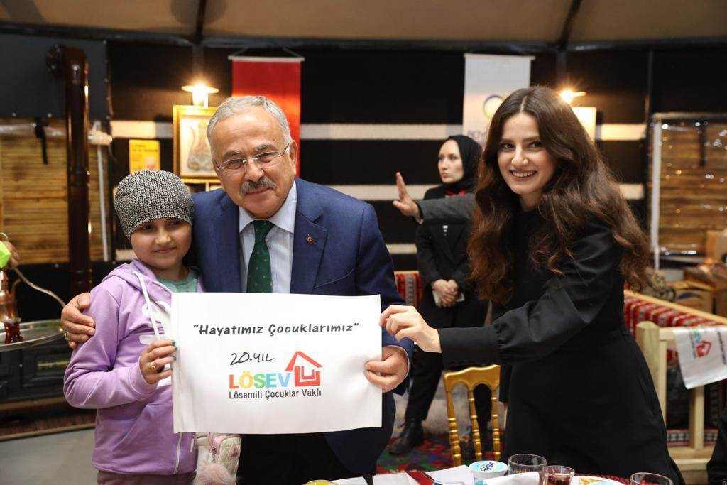 BÜYÜKŞEHİR LÖSEMİLİ ÇOCUKLARI UNUTMADI B
