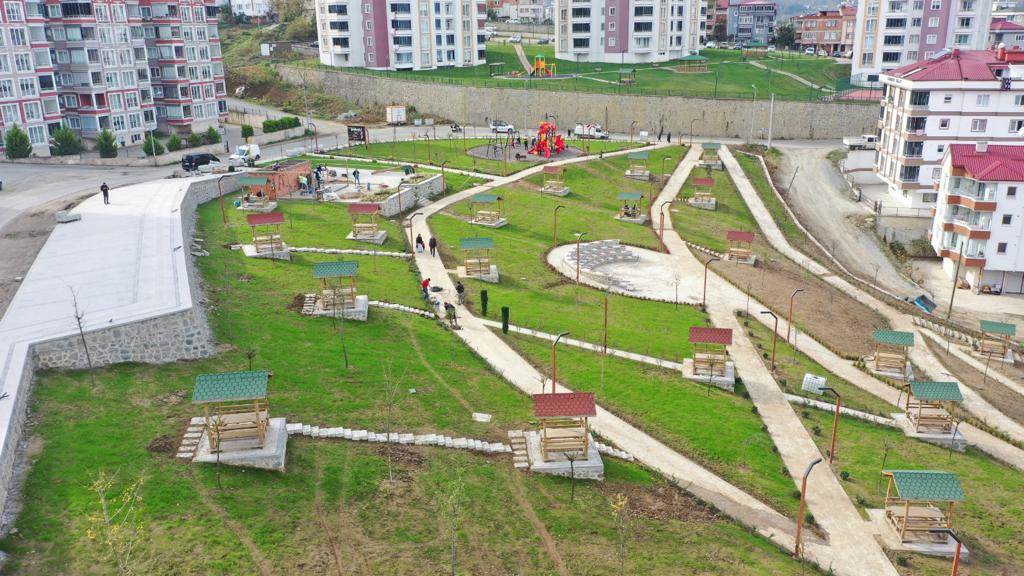 IHLAMUR VADİSİ’NDE IŞIKLAR YANDI IH1