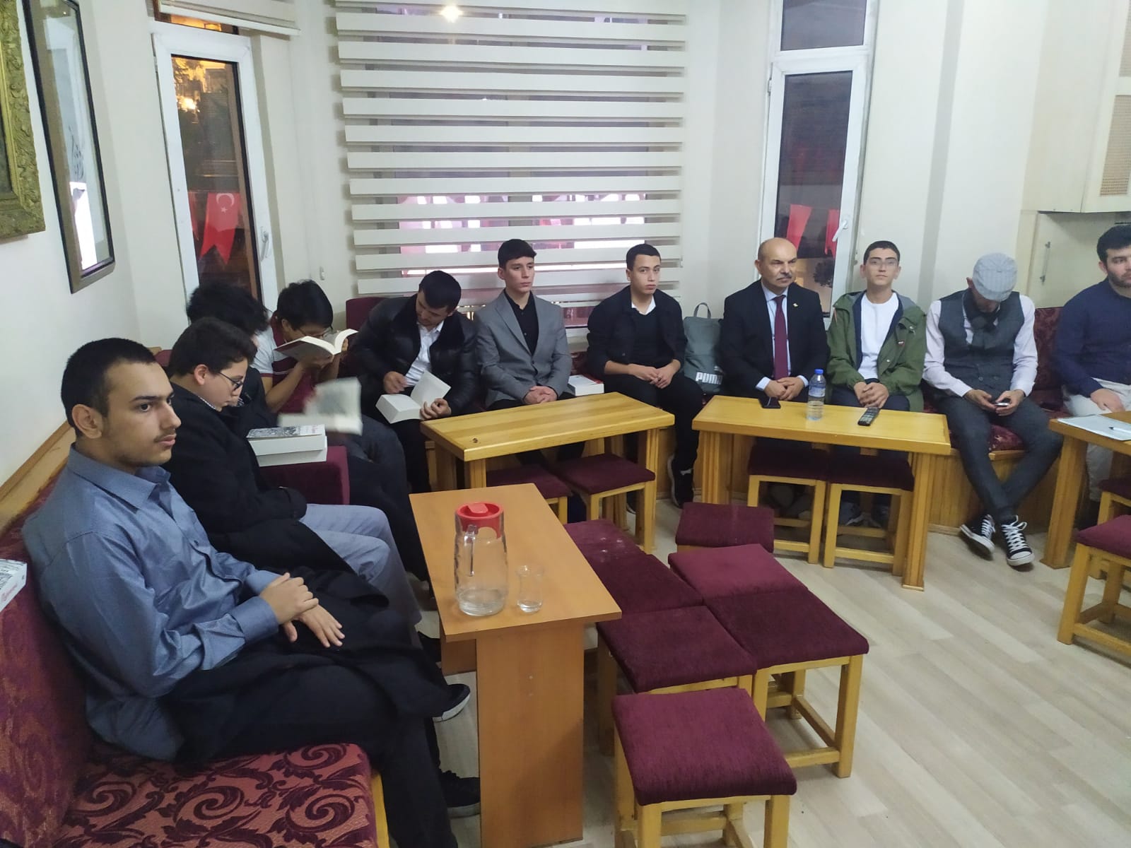 ÜNDER’de 11 Kasım 2022 Cuma akşamı Beyoğlu Sohbetlerinin konuğu Kutlukhan