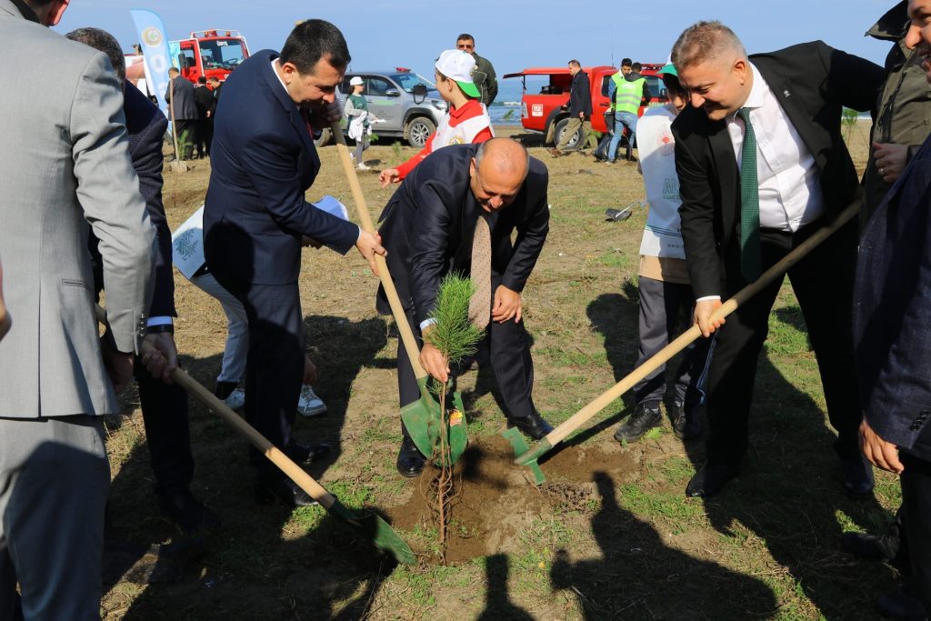 ÜNYE, TÜRKİYE YÜZYILINA NEFES OLDU a4