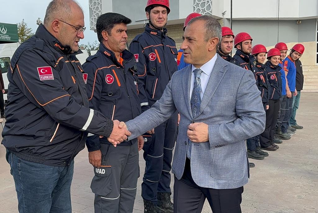 <strong>Deprem Tatbikatı Yapıldı</strong> d2